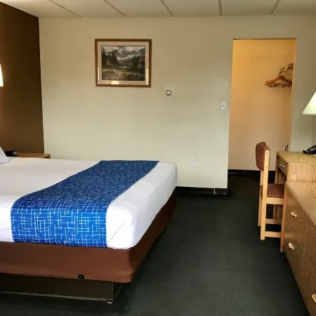 Travelodge by Wyndham Powell