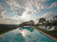 Borgo Sant'Ambrogio - Resort Hotels in Trequanda