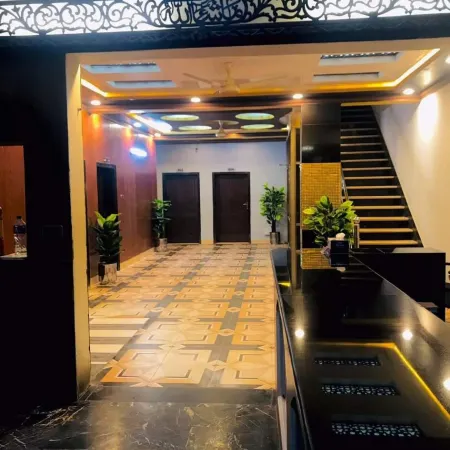 Hotel Laxen Inn Multan