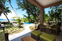 Le Repaire - Boutique Hotel & Restaurant - Barer