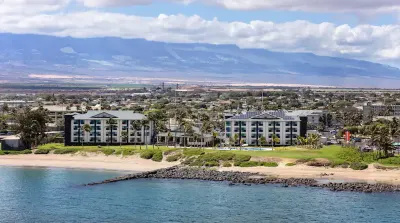 Hampton Inn & Suites by Hilton Maui North Shore Hotels near Kahului Harbor Pier