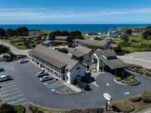 Emerald Dolphin Inn & Mini Golf Hoteles en Fort Bragg