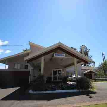 Molly Morgan Motor Inn Hotel Exterior