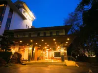 Ryokan Seishounagon Hotels near Louvre Museum of Sculpture