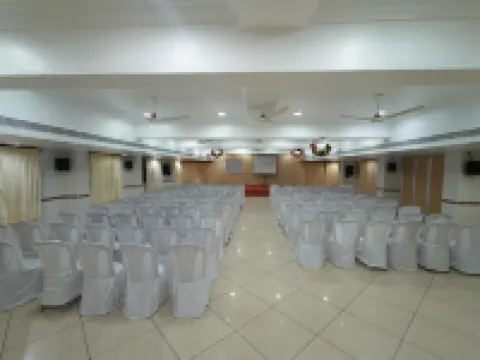 Hotel Palmyra Grand Inn Hotels in Tirunelveli