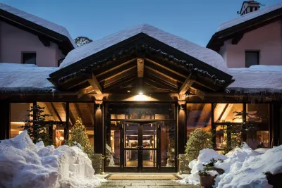 QC Hotel Monte Bianco فنادق في 