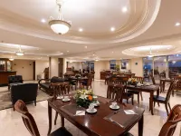 Suites Obelisk Hotels near Lunario