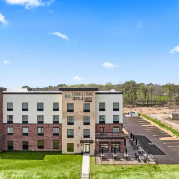 Cobblestone Hotel & Suites - Cullman