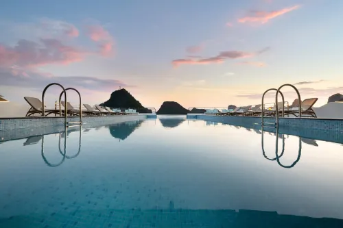 先鋒號下龍灣遊輪1號