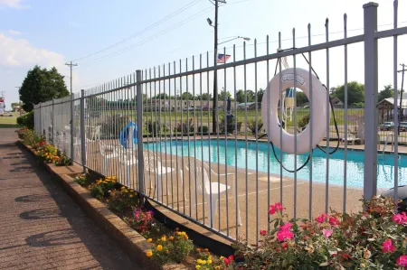 Savannah Lodge Отели в г. Саванна