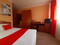 Maxrooms Volga Hollywood Hotels in Rybinsk