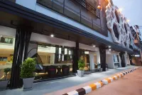 MD Grand Hotel Nakhon - Cheap