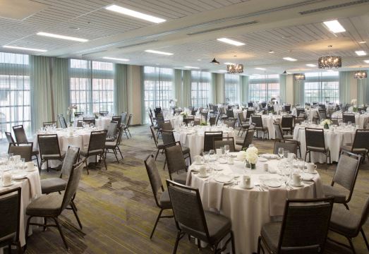 코트야드 바이 메리어트 다운타운 로비 이미지