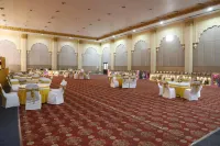 Gadiraju Palace Convention Centre & Hotel - 3 звезды