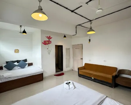 The Blue Sky Hotels in Alibag