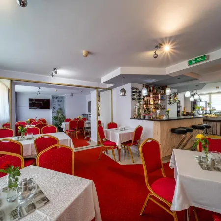 Hotel Gromada Poznań Отели рядом с достопримечательностью «Городской стадион в Познани»