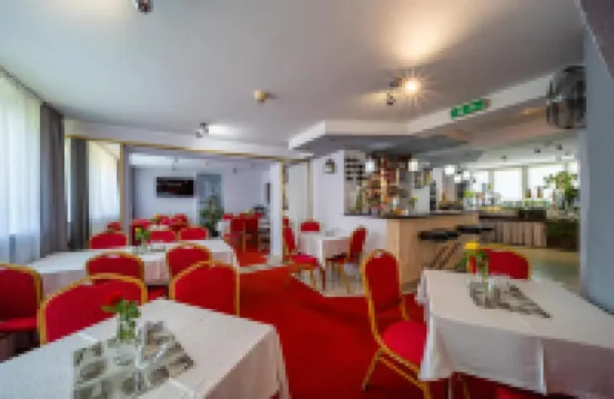 Hotel Gromada Poznań - Barer