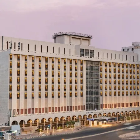 Al Shohada by Palm Rich Makkah Отели рядом с достопримечательностью «Мечеть Кибла»