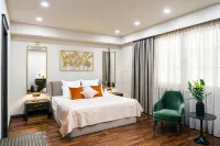 HOTEL METROPOL Club House