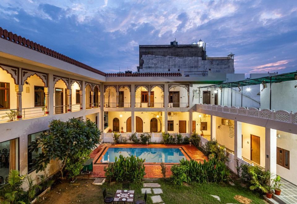 hotel overview picture