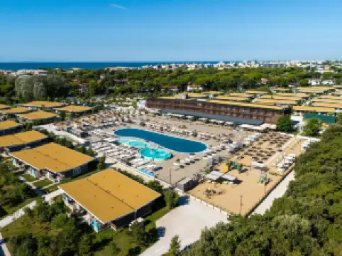 ลิโน เดลเล ฟาเต อีโควิลเลจ รีสอร์ท