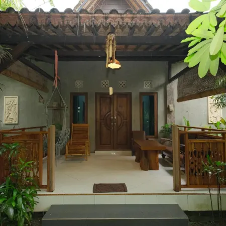 Java Turtle Lodge Meru Betiri