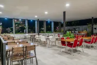 Hotel & Wisma Bintang Jadayat - servizio colazione