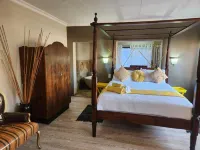 Villa Mexicana Guesthouse