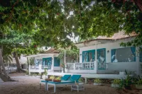 Sand Sea Beach Resort - Pet friendly