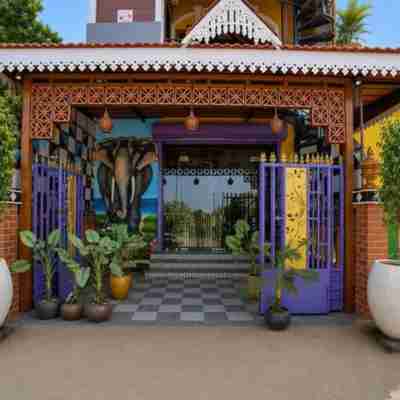 FabHotel le Pondy Hotel Exterior