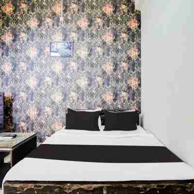 Hotel O Shivam In Rooms