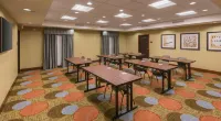 Staybridge Suites Canton Các khách sạn ở Stark County