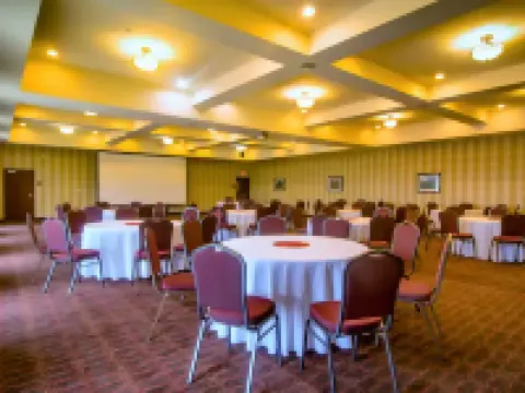 巴斯特羅普歡朋套房酒店 巴斯特羅普縣酒店