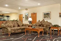 Travelodge by Wyndham Sturgis