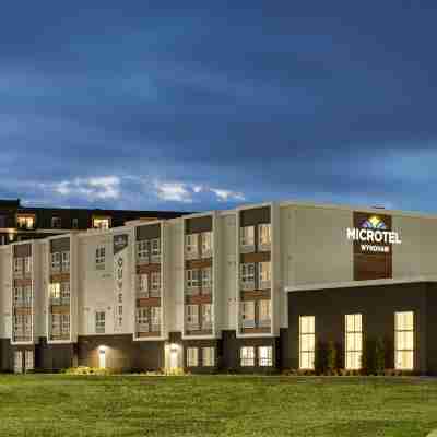 Microtel Inn & Suites by Wyndham Boisbriand Hotel Exterior