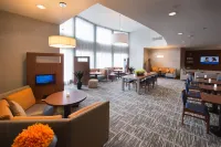 Courtyard Canton Hotels in Jackson Township
