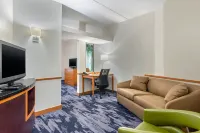 Fairfield Inn & Suites Houston Conroe Near the Woodlands® - parking