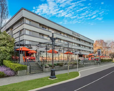 Days Inn by Wyndham Victoria on the Harbour Hotels in Victoria