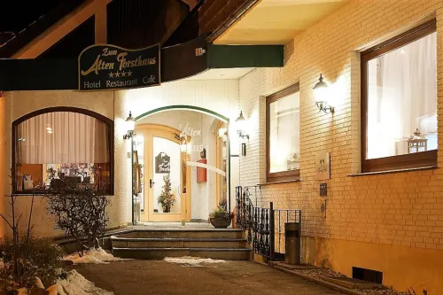 Land-Gut-Hotel Zum Alten Forsthaus - Aufladestation für Elektroautos Hotels in Hurtgenwald