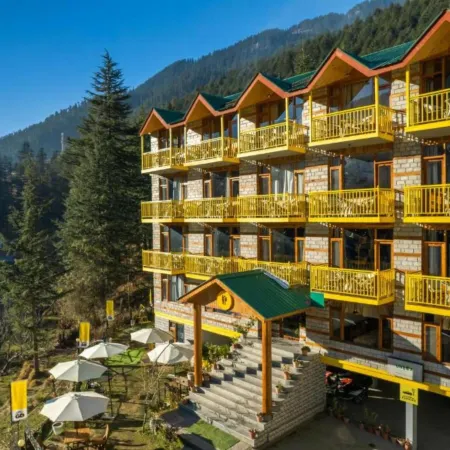 The Hosteller Manali, Old Manali
