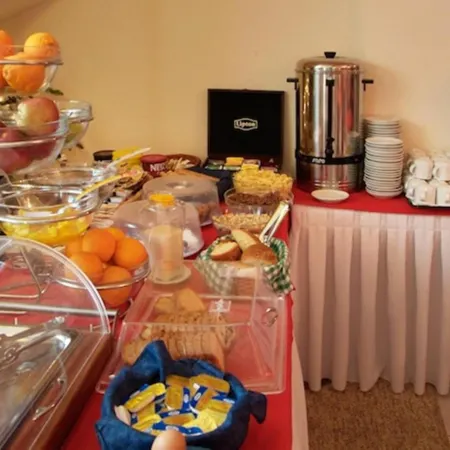 Hotel Varonos