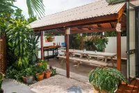 The Cooks Oasis Hotels in Arorangi