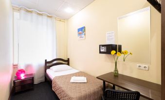 Mini-Hotel Entrance N2