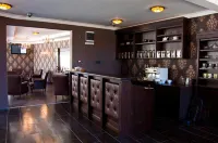 Hotel Hill - Bars