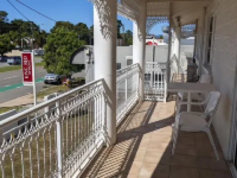 Monte Carlo Motor Inn Hotels in Rosslea