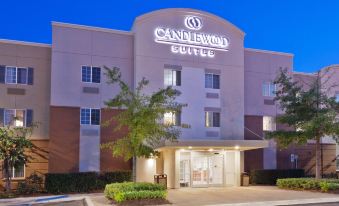 Candlewood Suites Eastchase Park