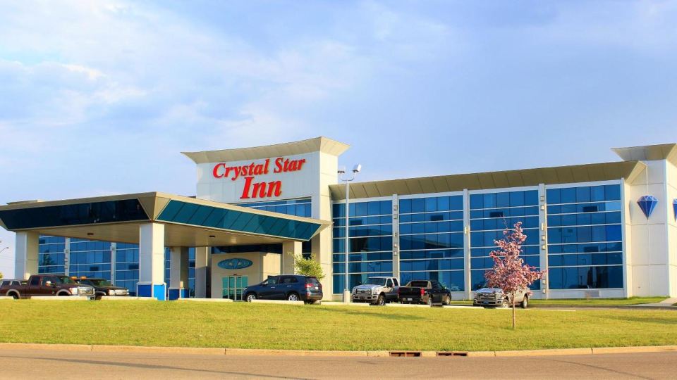 Crystal Star Inn Edmonton Airport with Free Shuttle to and from Airport
