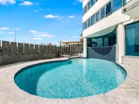 Meridian Alex Beach Apartments