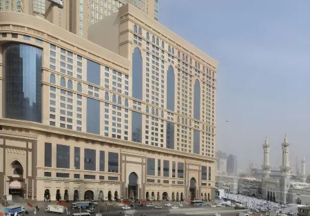 Al Safwah Orchid Hotel Отели рядом со станцией Mina Train Station 1