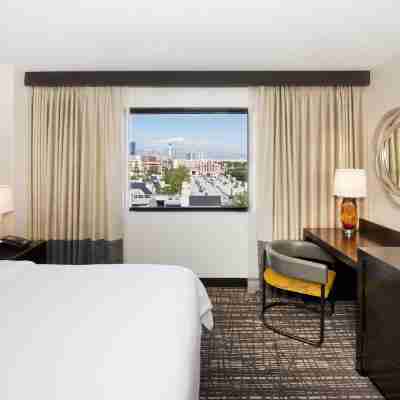 Embassy Suites by Hilton Las Vegas Rooms